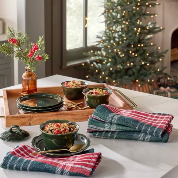 Hearth & Hand Magnolia Appetizer Plates Set 4 Christmas Tree Green Pine Holiday - Picture 4 of 4